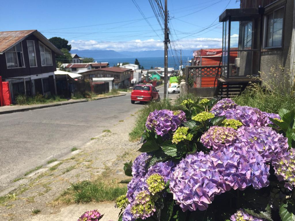 Hostal Mirando al Mar Puerto Montt Esterno foto